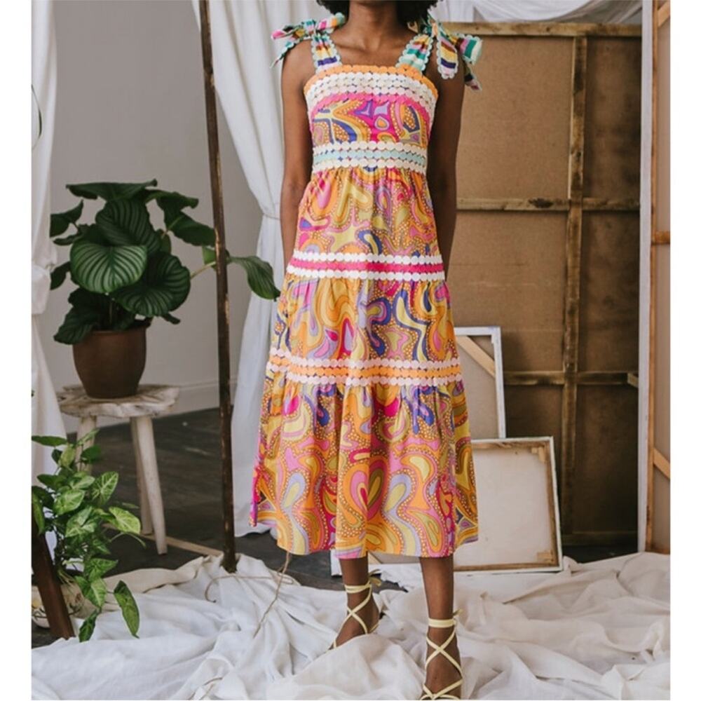 CeliaB Magnolia Tiered Midi Dress